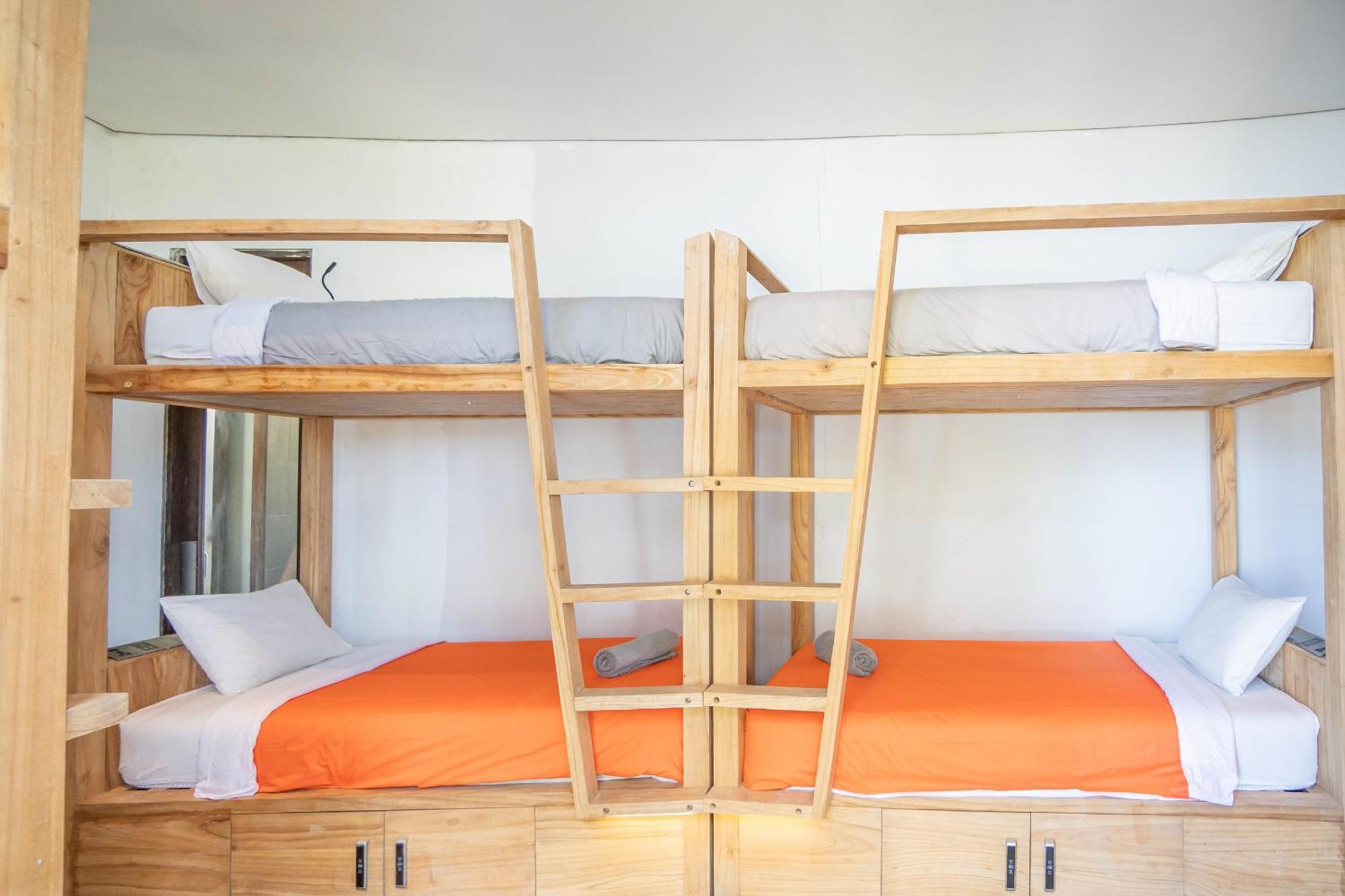Bong Hostel Nusa Lembongan Eksteriør bilde